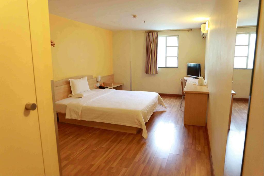 7Days Inn Foshan Coach Terminal 객실 사진