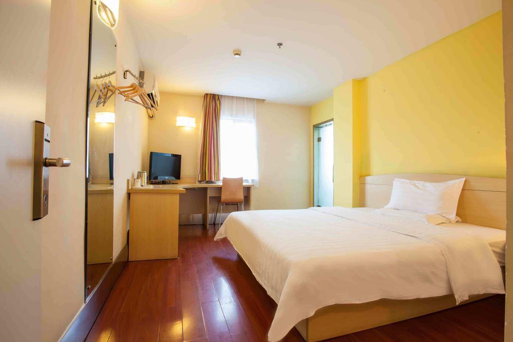 7Days Inn Foshan Coach Terminal 객실 사진