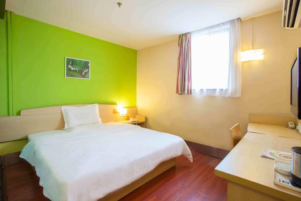 7Days Inn Foshan Coach Terminal 객실 사진